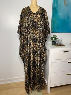 Mystique Boutique Black and Tan Animal-Print Maxi Caftan